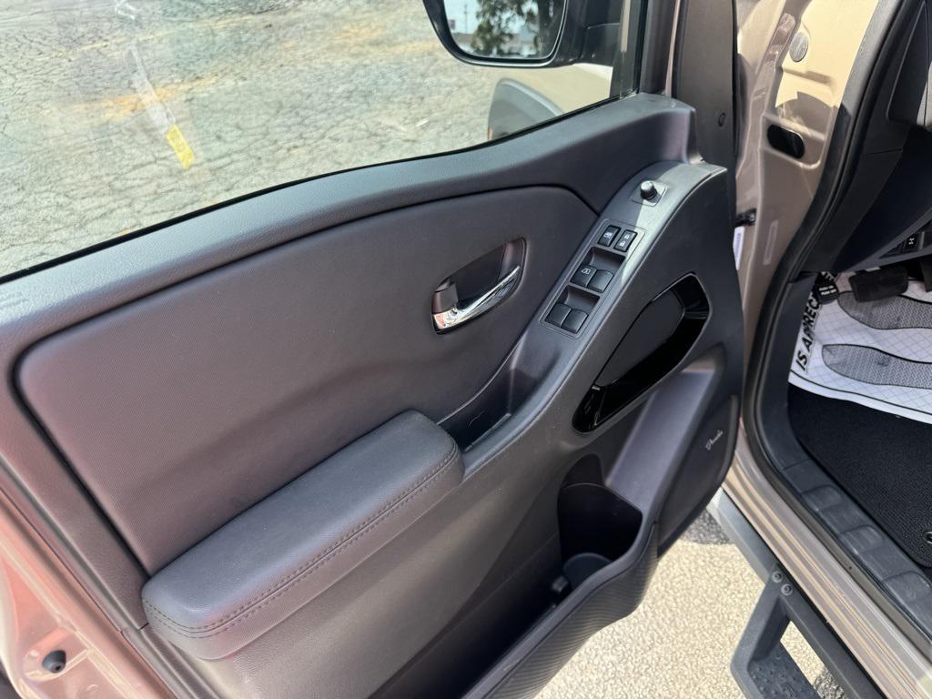 used 2022 Nissan Frontier car, priced at $35,500