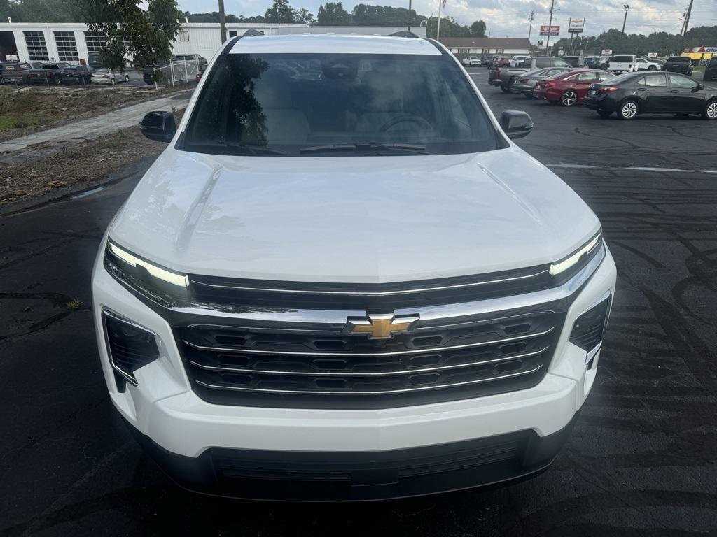 new 2026 Chevrolet Traverse car, priced at $40,695