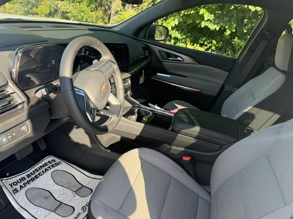 new 2026 Chevrolet Traverse car, priced at $39,695