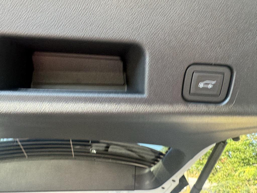 new 2026 Chevrolet Traverse car, priced at $39,695