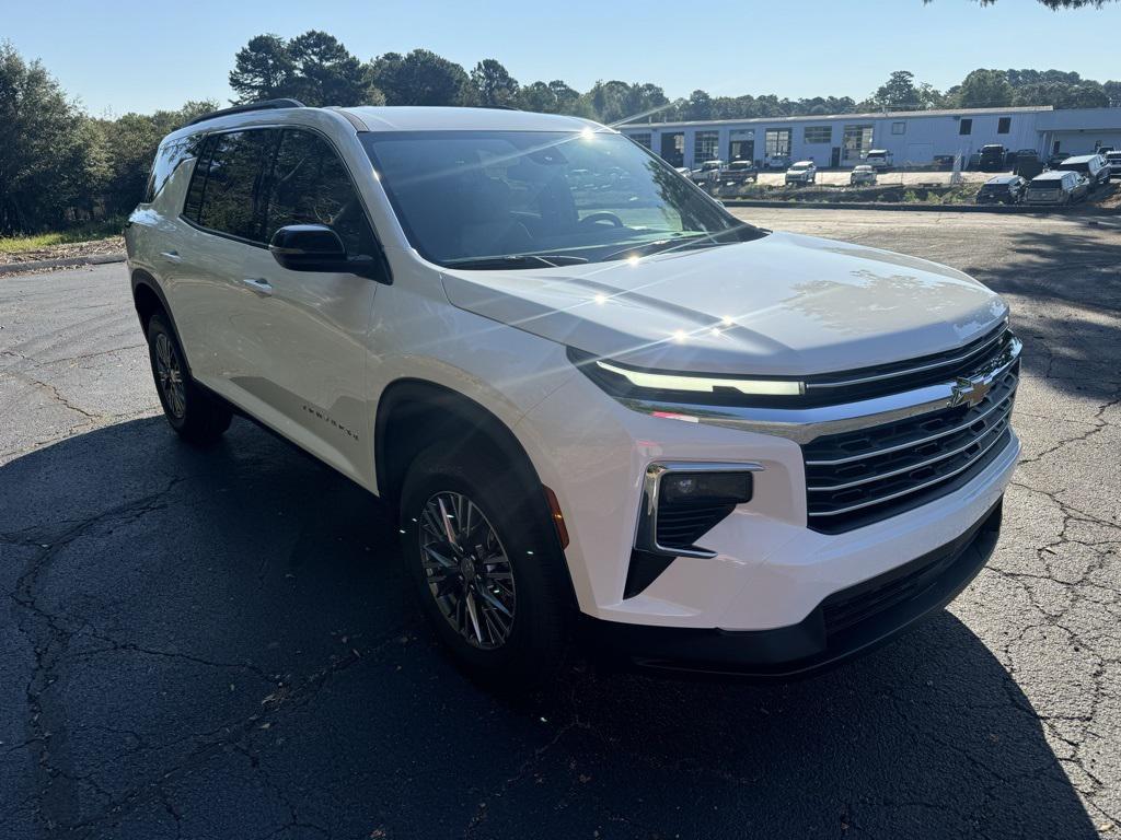 new 2026 Chevrolet Traverse car, priced at $39,695