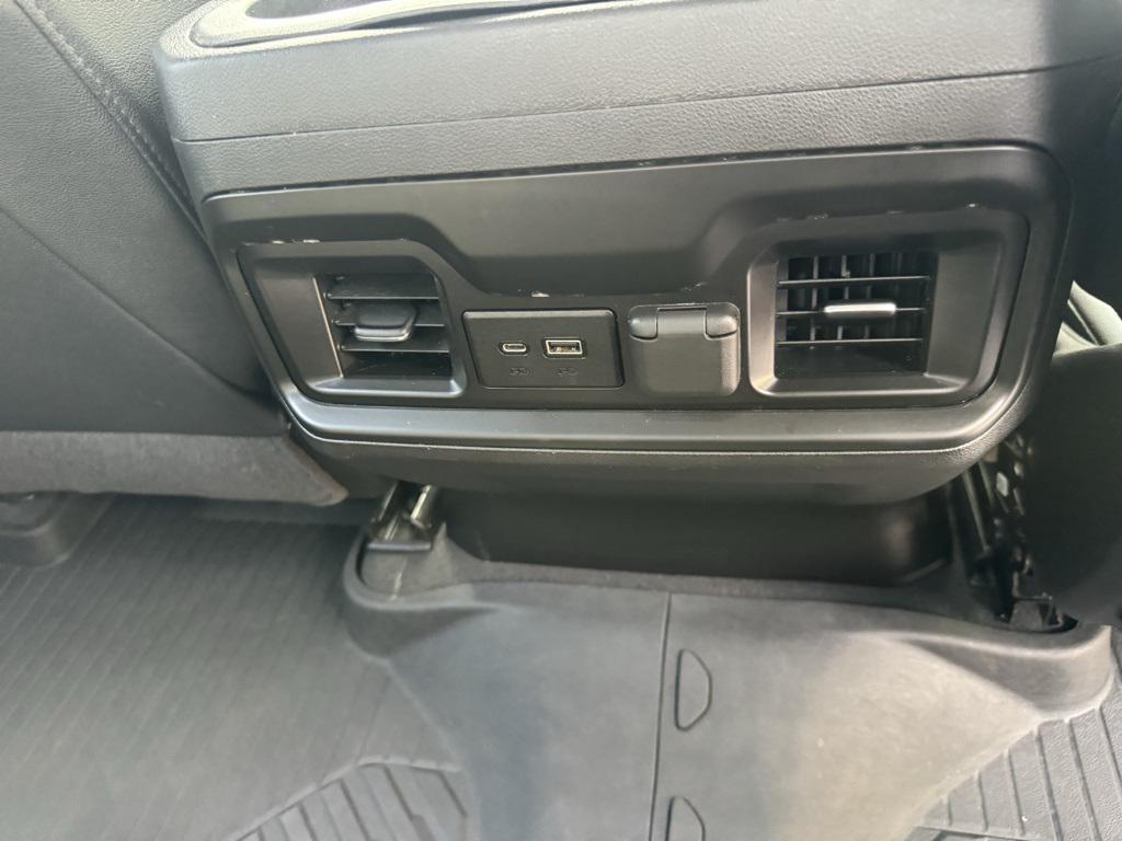used 2022 Chevrolet Silverado 1500 car, priced at $35,600