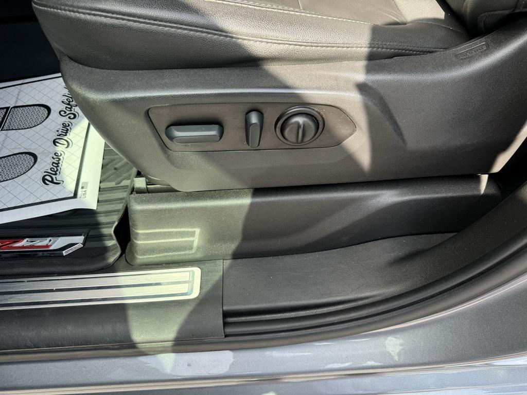 used 2022 Chevrolet Silverado 1500 car, priced at $35,600
