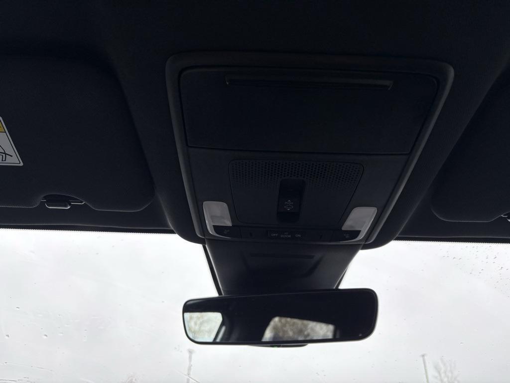 used 2025 Honda CR-V Hybrid car, priced at $34,921