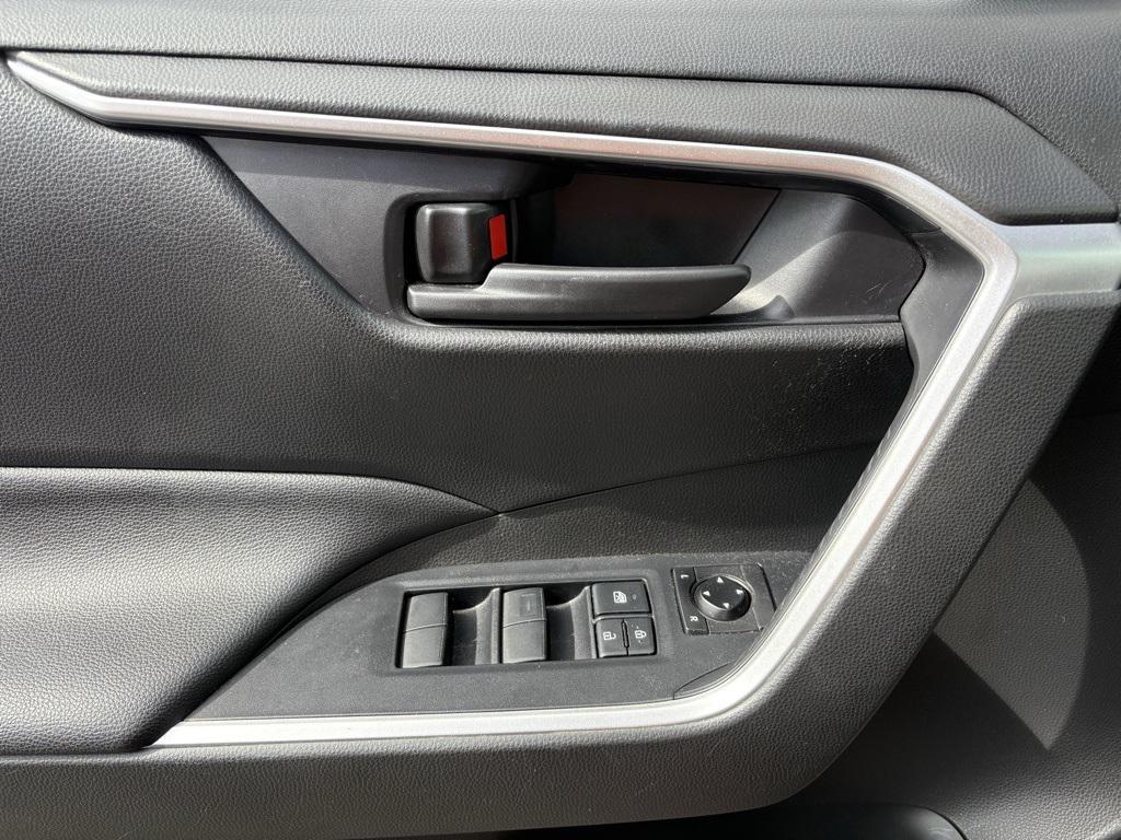 used 2020 Toyota RAV4 car, priced at $26,246