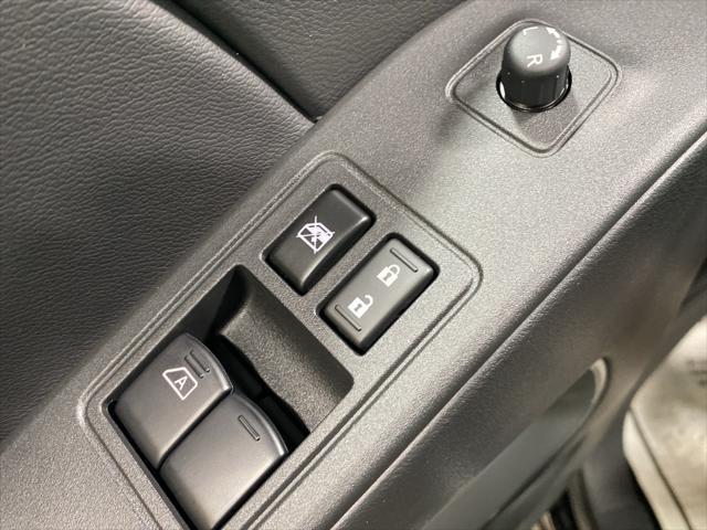 used 2025 Nissan Frontier car, priced at $33,900