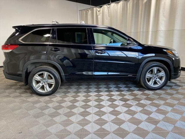 used 2019 Toyota Highlander Hybrid car, priced at $32,565