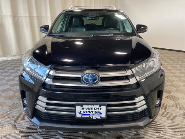 used 2019 Toyota Highlander Hybrid car, priced at $32,565