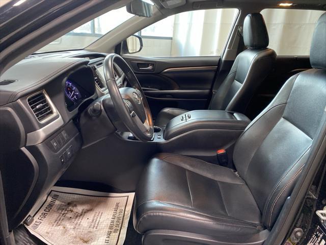 used 2019 Toyota Highlander Hybrid car, priced at $32,565