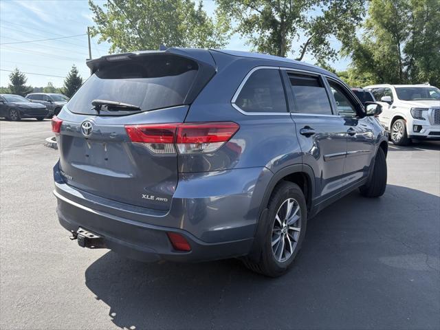 used 2019 Toyota Highlander car, priced at $28,957