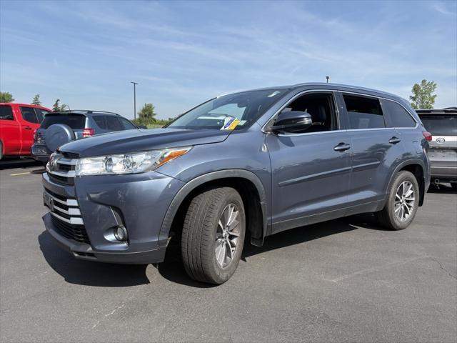 used 2019 Toyota Highlander car, priced at $28,957