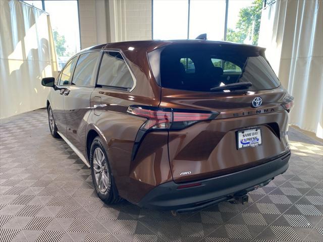 used 2021 Toyota Sienna car, priced at $37,472