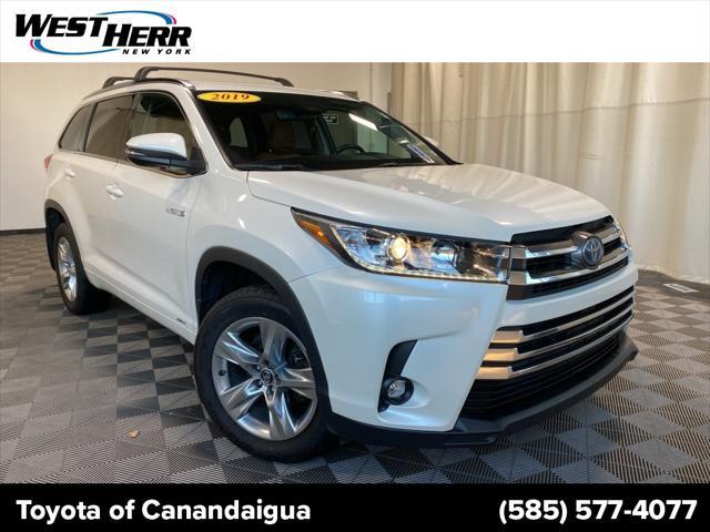 used 2019 Toyota Highlander Hybrid car, priced at $29,978