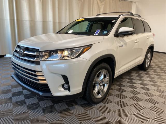 used 2019 Toyota Highlander Hybrid car, priced at $29,978