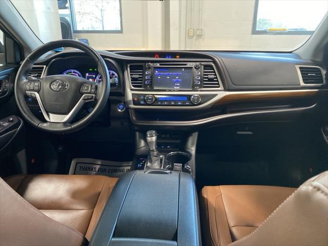 used 2019 Toyota Highlander Hybrid car, priced at $29,978