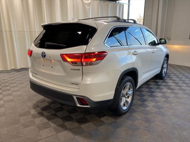 used 2019 Toyota Highlander Hybrid car, priced at $29,978