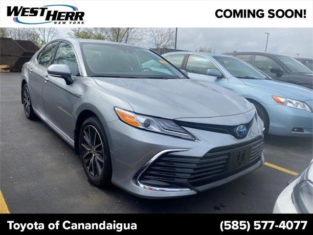used 2021 Toyota Camry Hybrid car, priced at $27,927