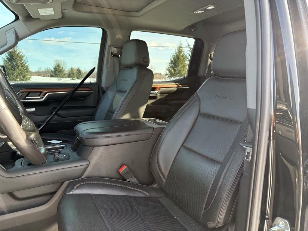 used 2023 GMC Sierra 1500 car, priced at $49,995