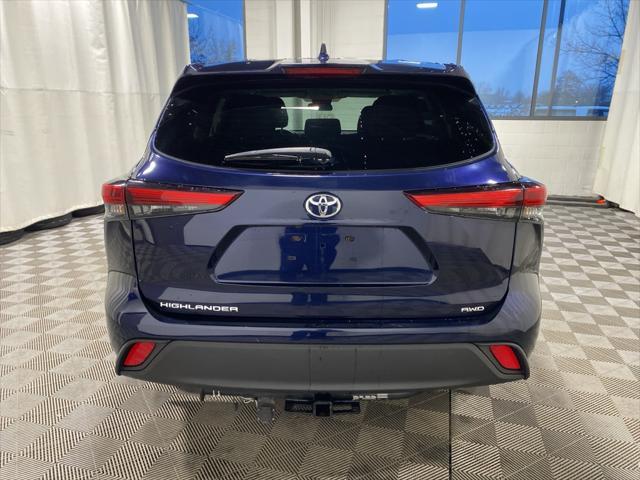 used 2020 Toyota Highlander car, priced at $29,238