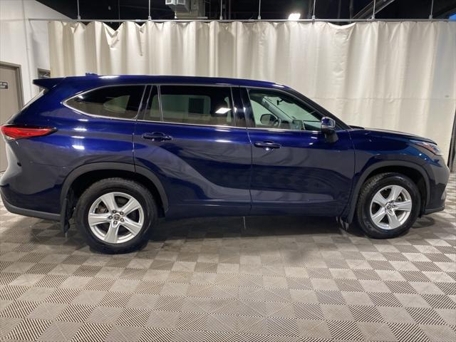 used 2020 Toyota Highlander car, priced at $29,238