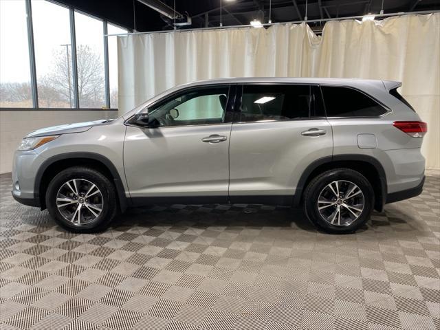 used 2019 Toyota Highlander car, priced at $25,365