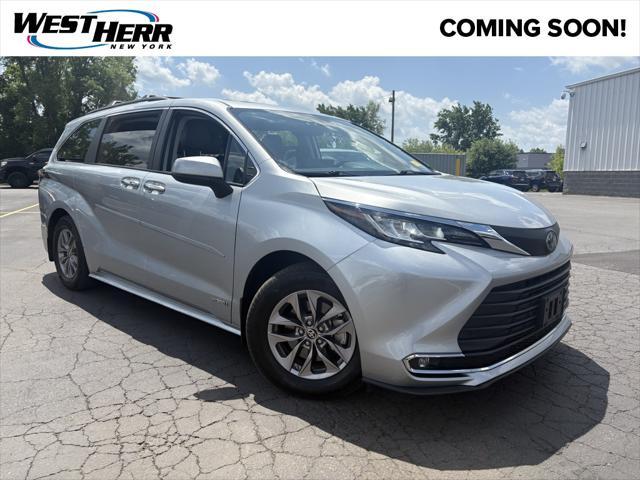 used 2021 Toyota Sienna car, priced at $35,776