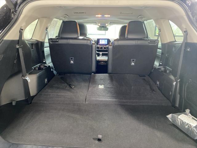 used 2024 Toyota Highlander car, priced at $44,919