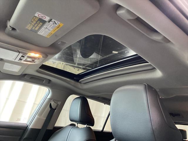 used 2020 Toyota Highlander car, priced at $30,282