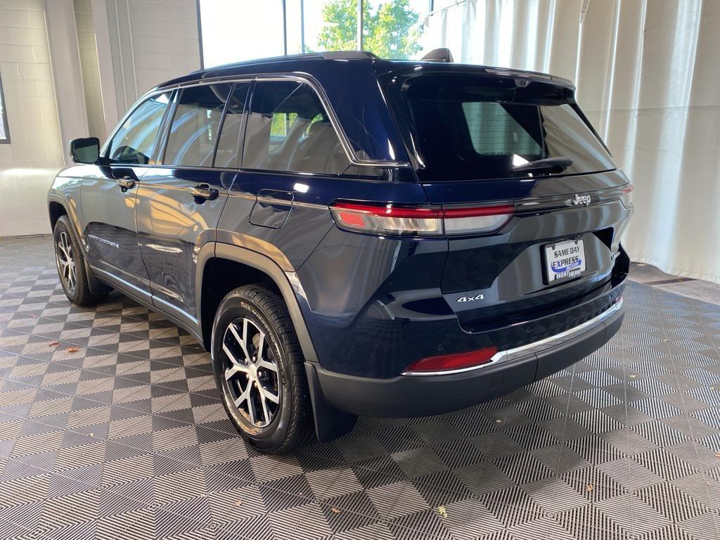 used 2023 Jeep Grand Cherokee car, priced at $33,342