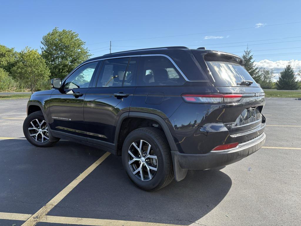 used 2023 Jeep Grand Cherokee car, priced at $33,742