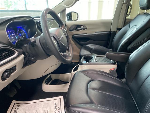 used 2024 Chrysler Pacifica car, priced at $31,950