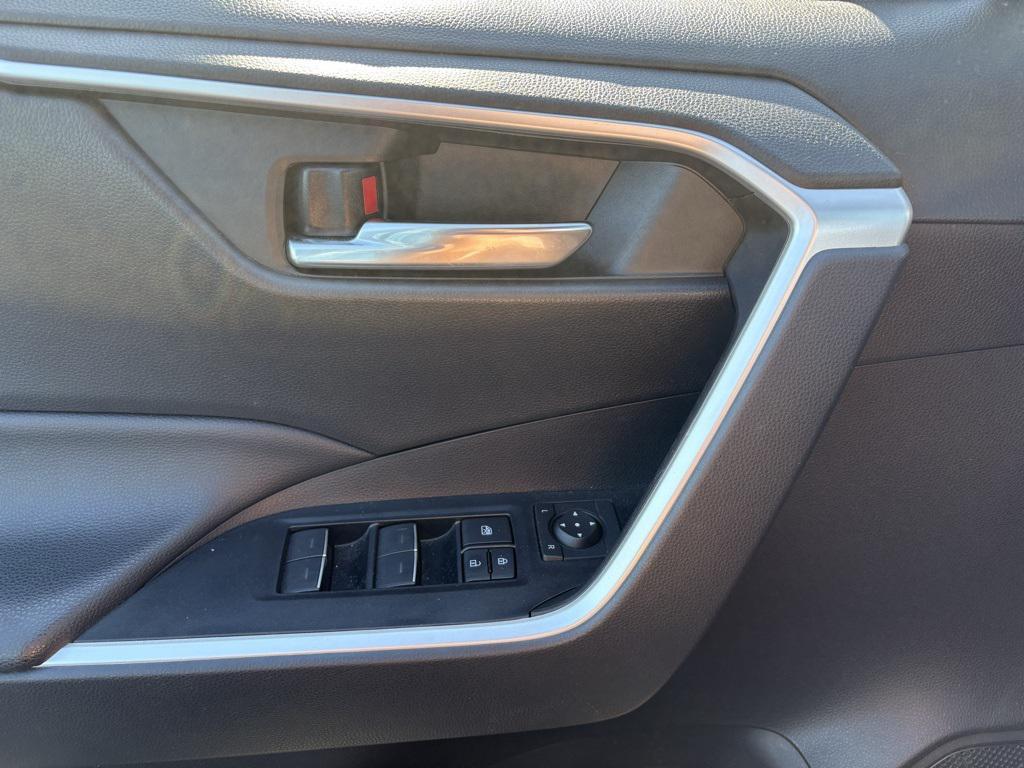 used 2022 Toyota RAV4 Hybrid car, priced at $33,335