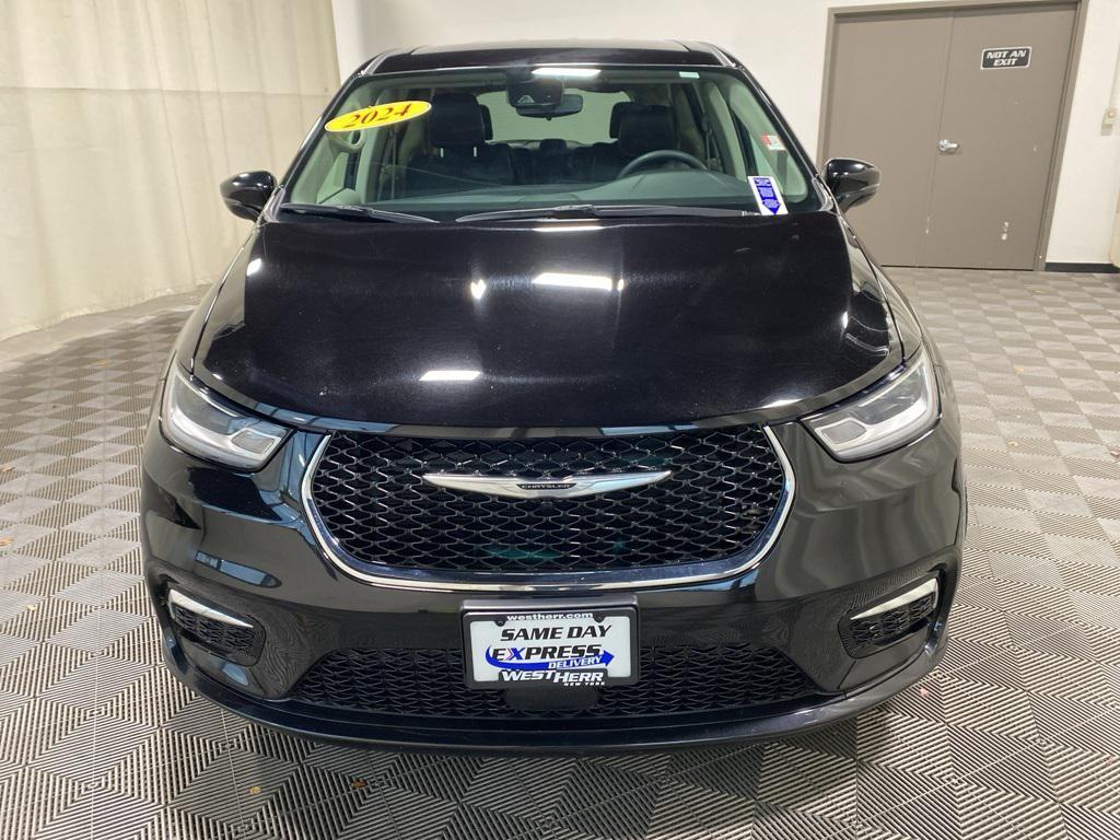 used 2024 Chrysler Pacifica car, priced at $30,990