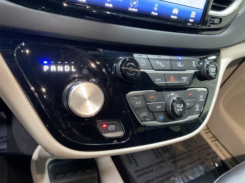 used 2024 Chrysler Pacifica car, priced at $30,990