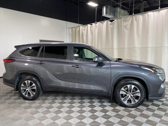 used 2023 Toyota Highlander Hybrid car, priced at $41,854