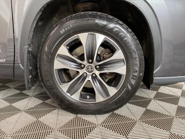 used 2023 Toyota Highlander Hybrid car, priced at $41,854