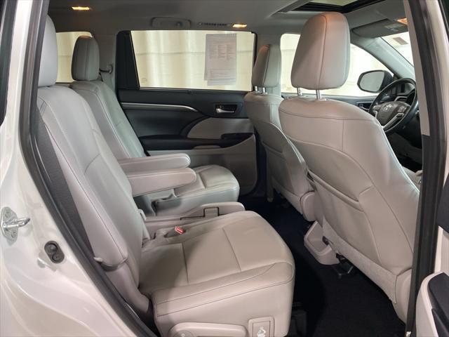 used 2018 Toyota Highlander Hybrid car, priced at $28,096