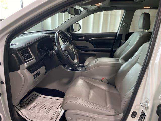 used 2018 Toyota Highlander Hybrid car, priced at $28,096