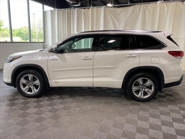 used 2018 Toyota Highlander Hybrid car, priced at $28,096