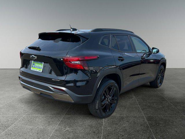 new 2025 Chevrolet Trax car, priced at $25,990
