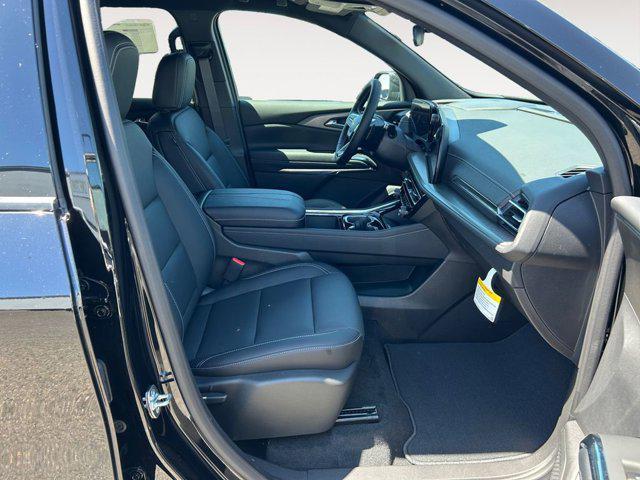 new 2025 Chevrolet Traverse car, priced at $46,990