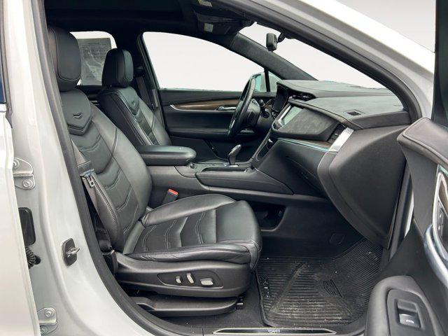 used 2017 Cadillac XT5 car, priced at $22,990