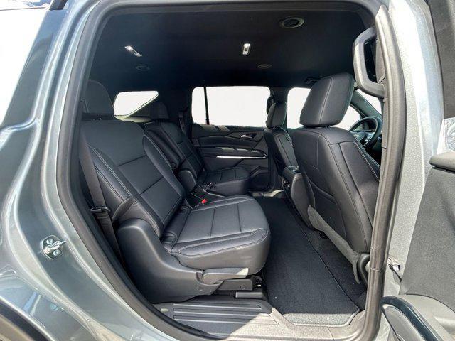 new 2025 Chevrolet Traverse car, priced at $45,945