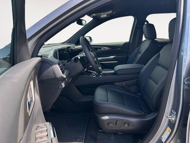 new 2025 Chevrolet Traverse car, priced at $45,945