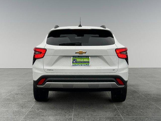 new 2025 Chevrolet Trax car, priced at $23,595