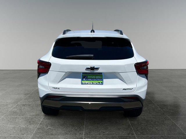 new 2025 Chevrolet Trax car, priced at $25,990