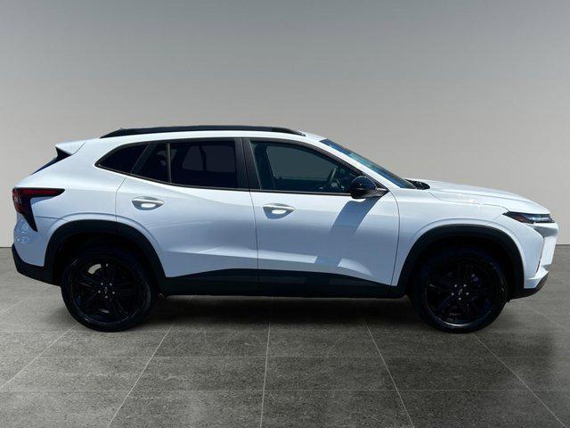 new 2025 Chevrolet Trax car, priced at $25,990