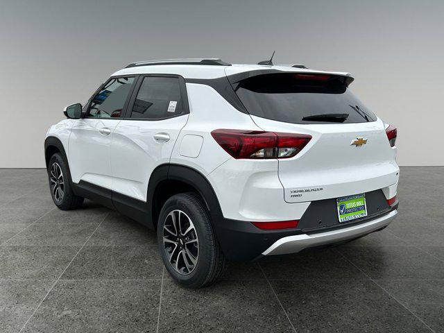 new 2025 Chevrolet TrailBlazer car, priced at $28,990