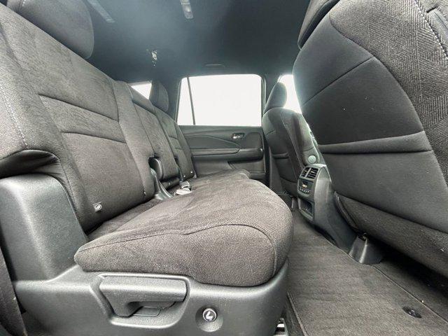 used 2022 Honda Pilot car, priced at $32,950