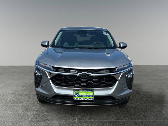 new 2025 Chevrolet Trax car, priced at $23,560
